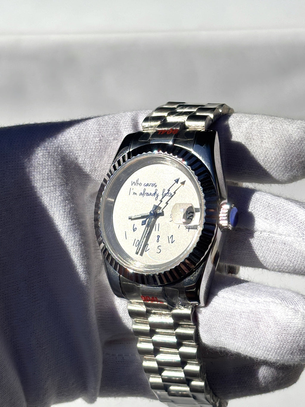 Seiko MOD automata karóra, acél, fehér számlap, kézírásos felirat, 39 mm, NH34 | Already Late