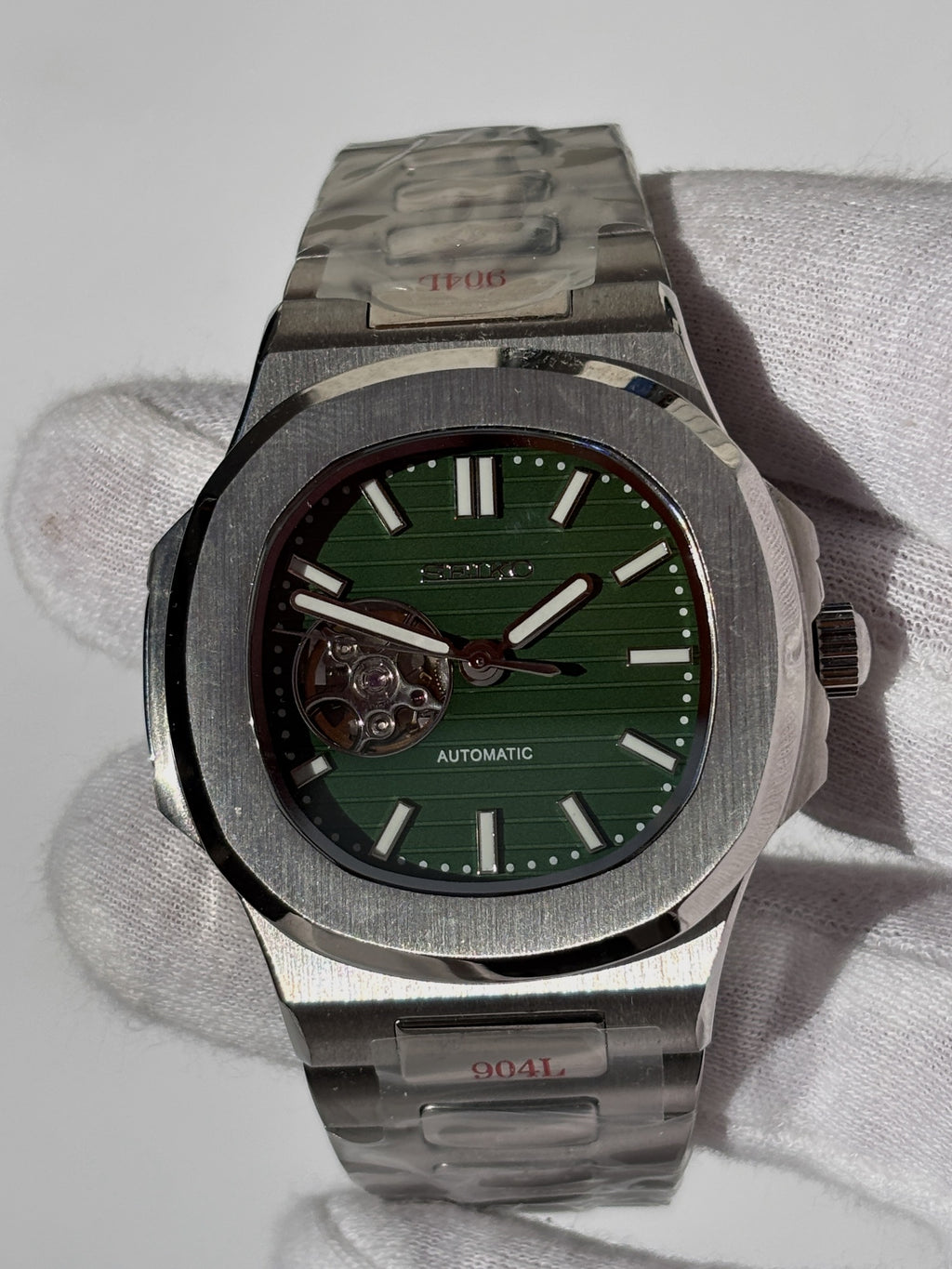Seiko MOD automata karóra, acél, zöld számlap, nyitott szív (open heart), 41 mm, NH34 | Green Heart