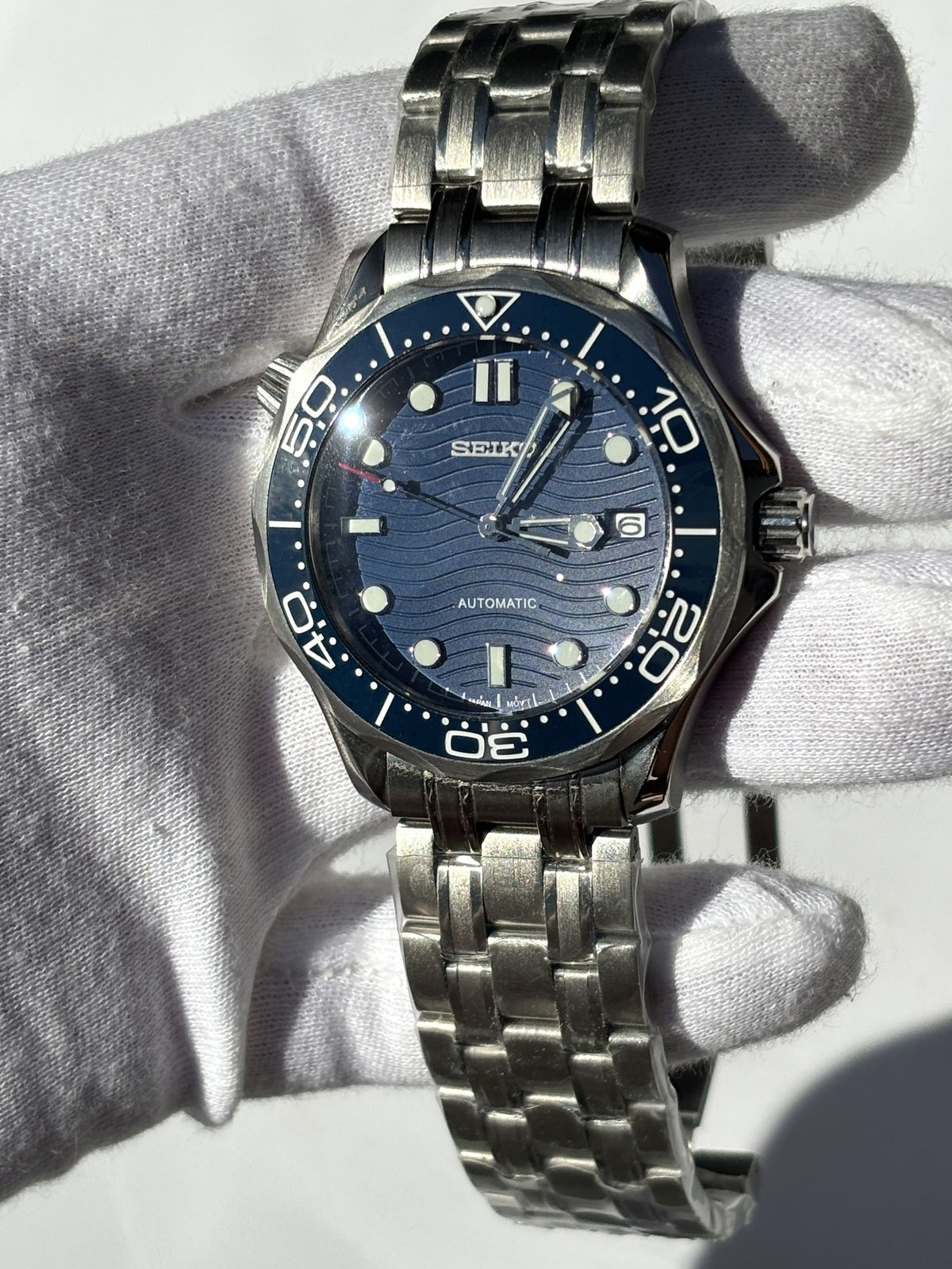 Seiko MOD automata karóra, acél, kék számlap, hullámmintás, kék lünetta, 41 mm, NH34 | Tide