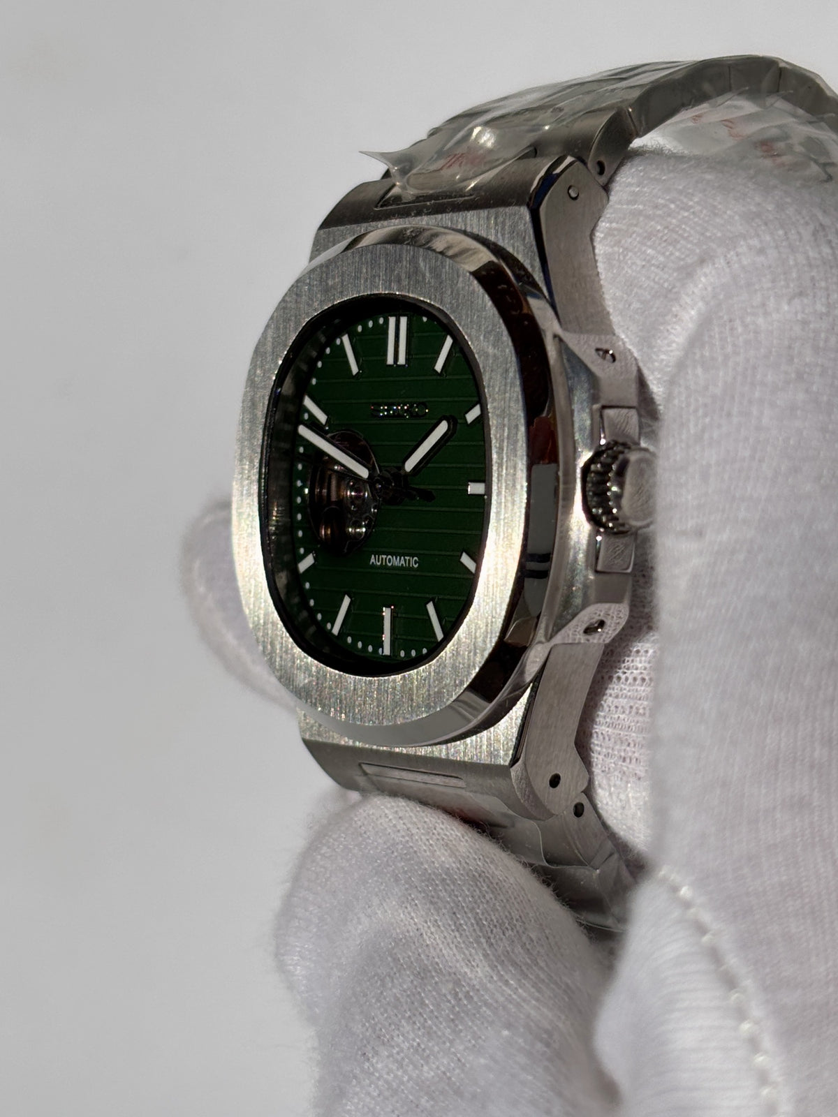 Seiko MOD automata karóra, acél, zöld számlap, nyitott szív (open heart), 41 mm, NH34 | Green Heart