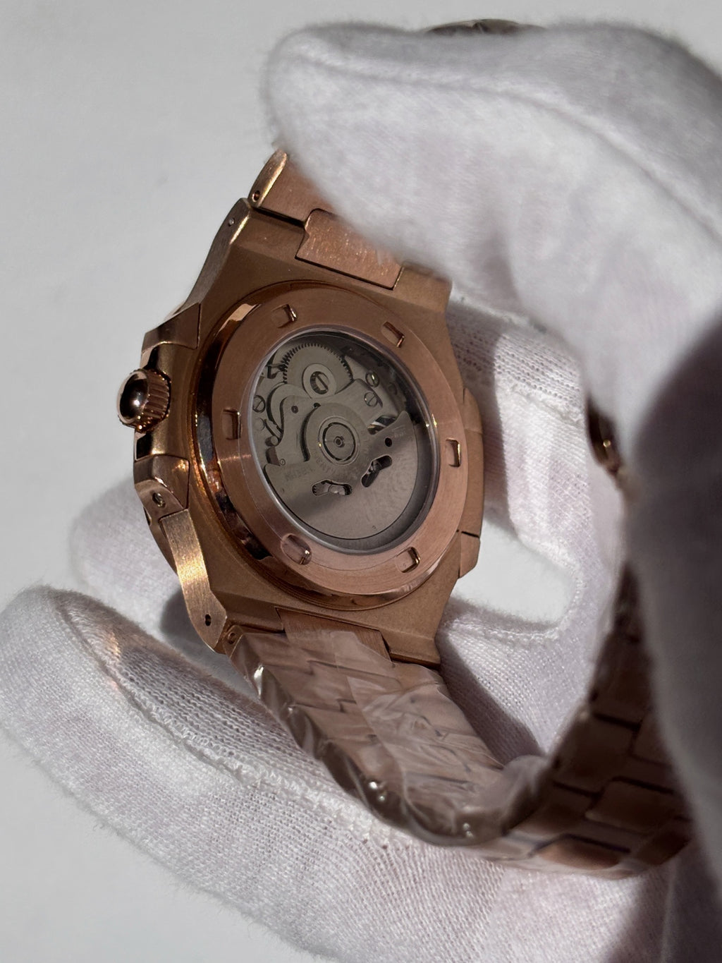 Seiko MOD automata, rose gold, fekete számlap, nyitott szív (open heart), 40 mm, NH34 | Onyx Heart