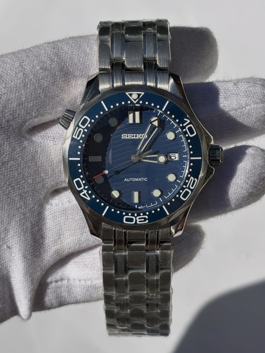 Seiko MOD automata karóra, acél, kék számlap, hullámmintás, kék lünetta, 41 mm, NH34 | Tide