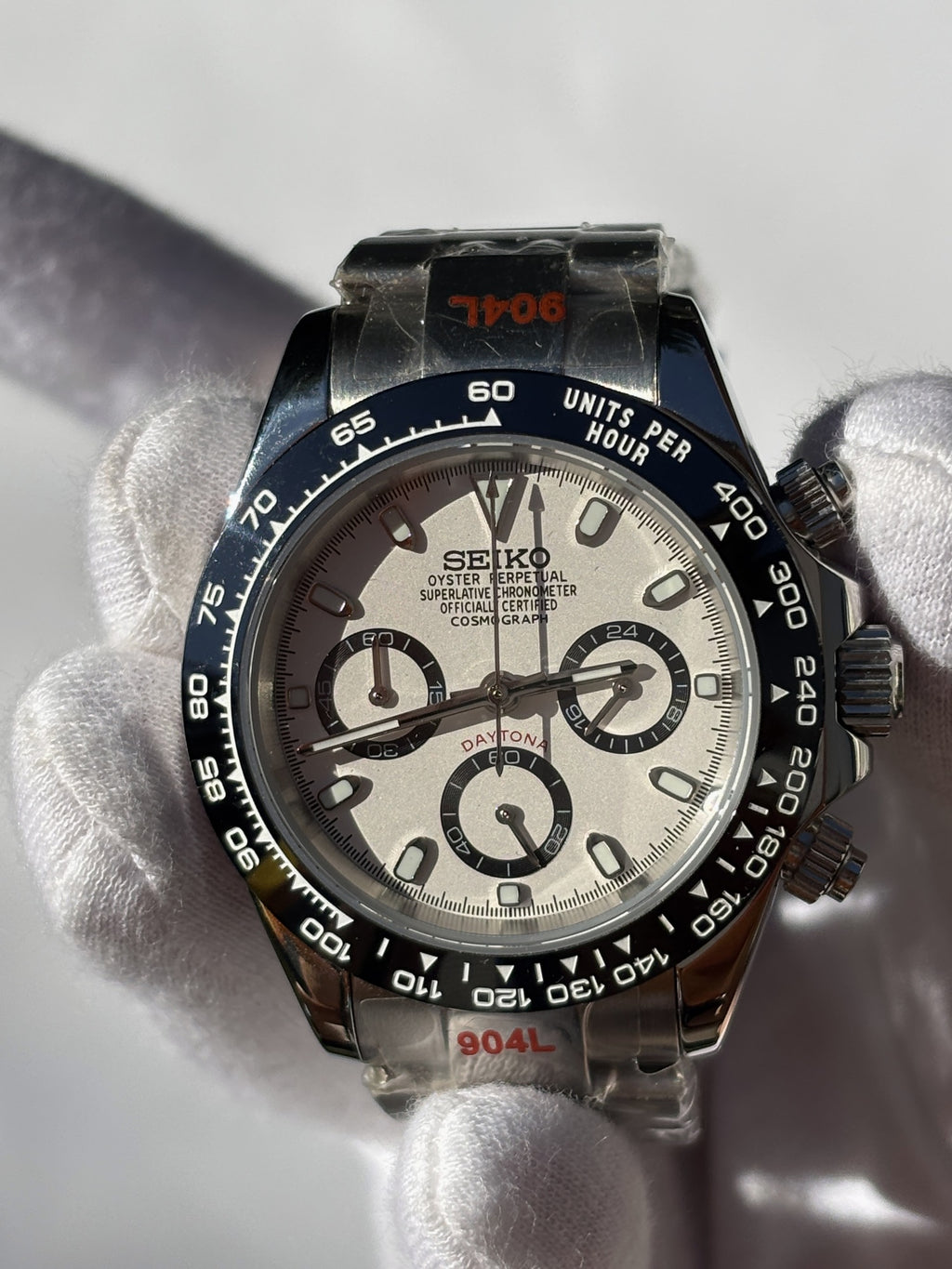 Seiko MOD automata karóra, acél, fehér számlap, alszámlapok, fekete lünetta, 40 mm, NH34 | Glacier